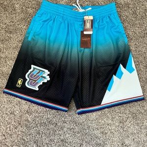 Mitchell & Ness Utah Jazz- UJA96PPPBKLB Fadeaway Swingman Shorts 1996 Mens